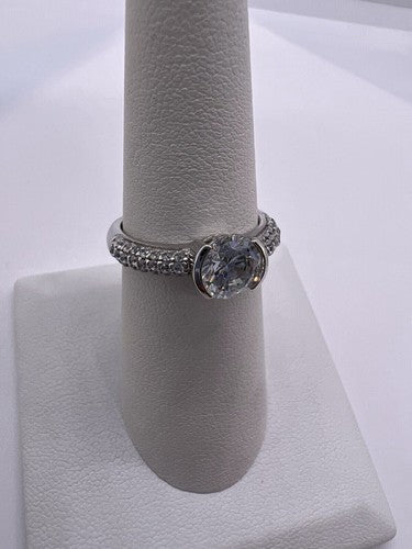 925 Sterling Silver CZ Ring Size 6.5