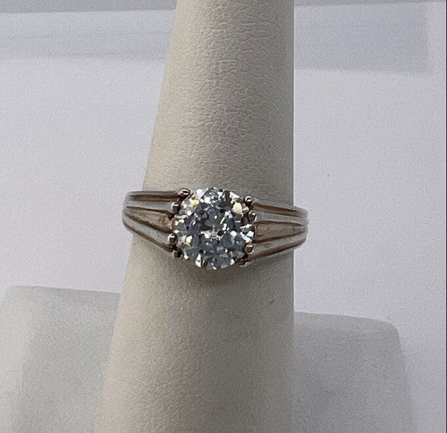 925 Sterling Silver & CZ Ring Size 6.5