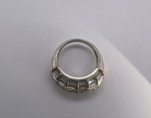 925 Sterling Silver & CZ Ring Size 5