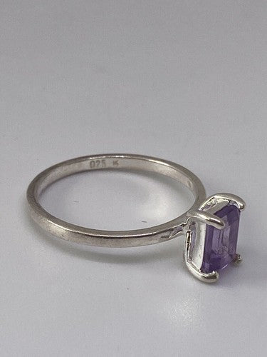 925 Sterling Silver Ring With Amethyst Size 6.75