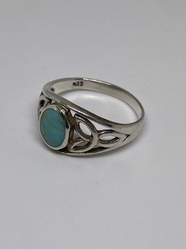 925 Sterling Silver Ring With Turquoise Size 7.75