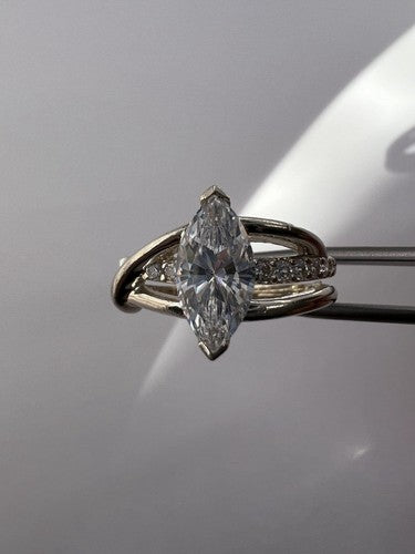 925 Sterling Silver CZ Ring Size 7.5