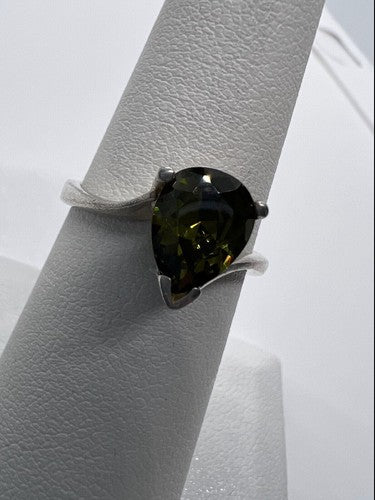 925 Sterling Silver CZ Ring Size 6.5