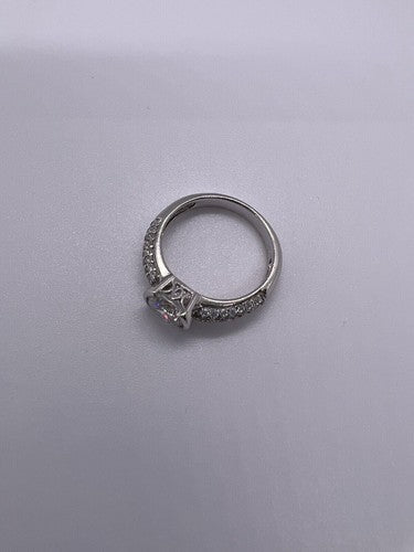 925 Sterling Silver CZ Ring Size 6.5