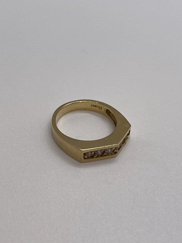 14K Yellow Gold & Colorless Sapphire Ring Size 5.5