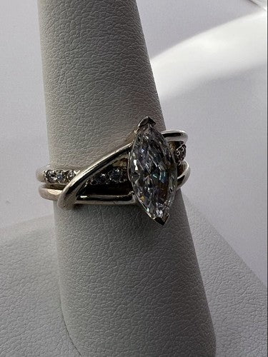 925 Sterling Silver CZ Ring Size 7.5