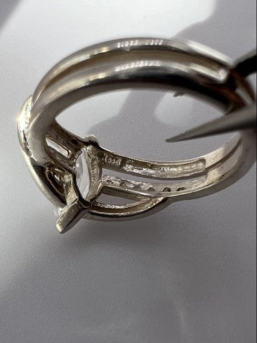 925 Sterling Silver CZ Ring Size 7.5