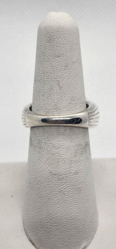 925 Sterling Silver CZ Ring Size 7