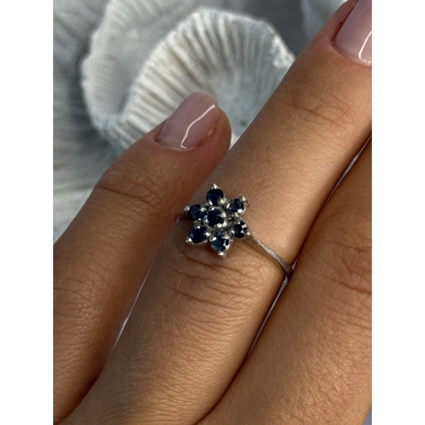 925 STERLING SILVER SAPPHIRE FLOWER RING SIZE 6