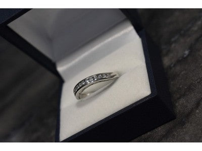 925 Sterling Silver CZ Band Ring Size 8