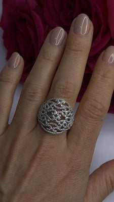 Elegant 925 Sterling Silver Diamonds Ring Size 9