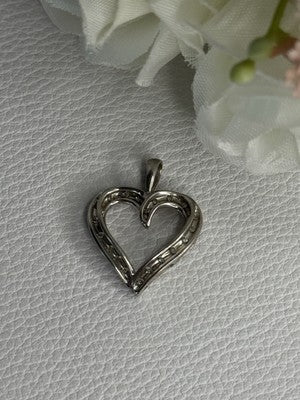 925 Sterling Silver White Topaz "Heart" Pendant Length 0.80 Inch