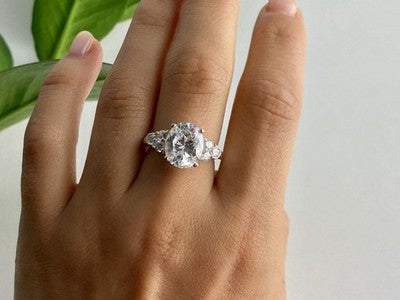 925 Sterling Silver CZ Ring Size 9