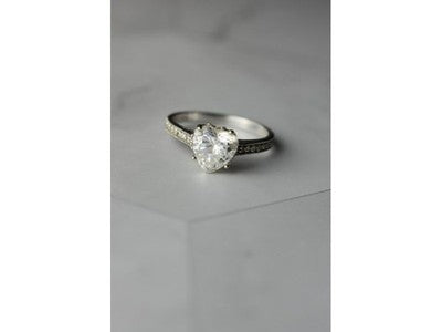925 Sterling Silver CZ "Heart" Ring Size 8