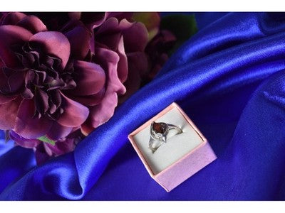 925 Sterling Silver Garnet Ring Size 6.5