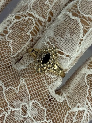 14K Yellow Gold Sapphire & Diamonds Ring Size 9