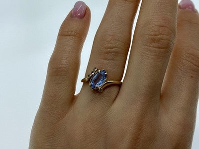 10K Yellow Gold Topaz & Diamonds Ring Size 6.5