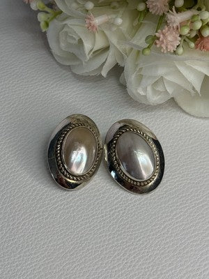 Vintage 925 Sterling Silver Mabe Pearl Earrings Length 1.15 Inch