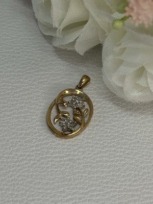 10K Yellow Gold Diamonds Flowers Pendant Length 0.95 Inch