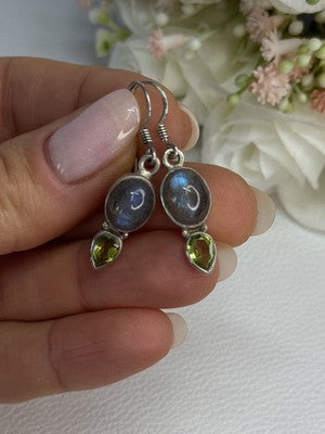 925 Sterling Silver Peridot & Moonstone Earrings Length 1.40 Inch