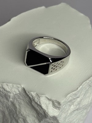 925 Sterling Silver Black Enamel & CZ Men's Ring Size 11