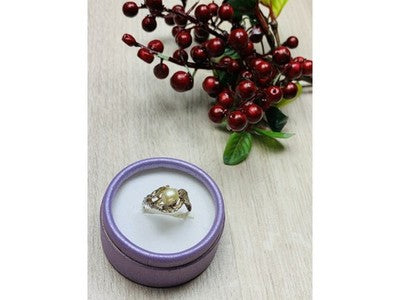925 Sterling Silver Pearl Ring Size 8
