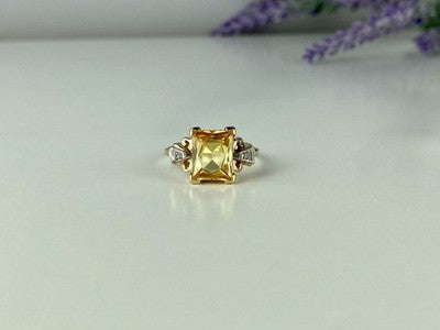 10K Yellow Gold Yellow Topaz & Diamonds Ring Size 9.75