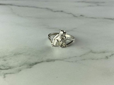 925 Sterling Silver "Monkey With a Child" Ring Size 7.5