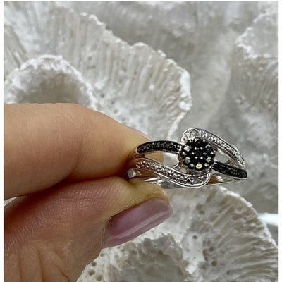 925 Sterling Silver Black Tourmaline (Sherl) "Flower" Ring Size 7
