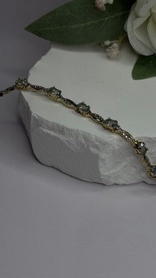 925 Sterling Silver Gold Plated Blue Topaz Bracelet Size 7.5