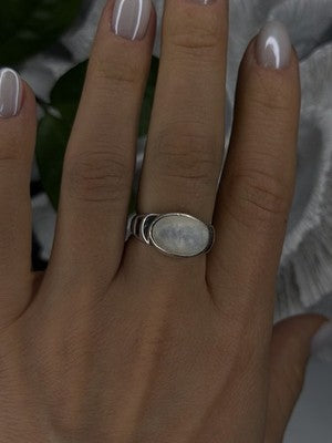 925 Sterling Silver White Abalone Mother of Pearl Ring Size 7