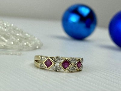 10K Yellow Gold Pink Topaz & Diamonds Ring Size 8
