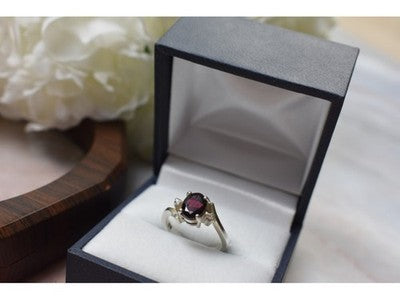 925 Sterling Silver Garnet & CZ Ring Size 6