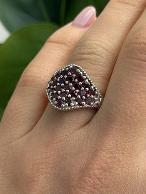 Beautiful 925 Sterling Silver Garnet Ring Size 7