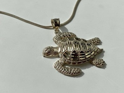 925 Sterling Silver "Turtle" Chain with Pendant Italy