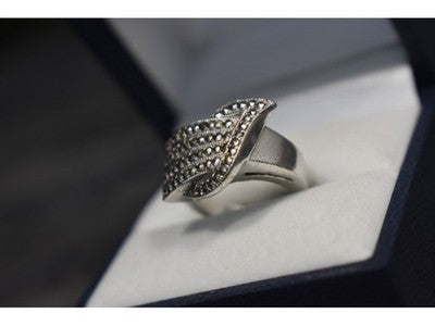 925 Sterling Silver Marcasites Ring Size 5.5