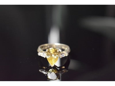 925 Sterling Silver Yellow CZ Ring Size 10.5