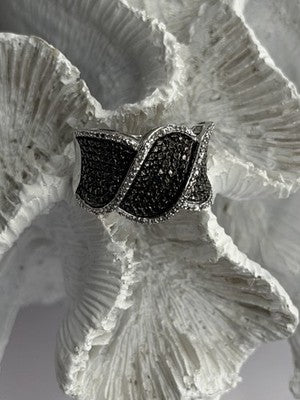 JWBR 925 Sterling Silver Black & White Diamonds Ring Size 7