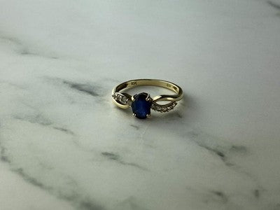 10K Yellow Gold Blue & White Sapphire Ring Size 6.75