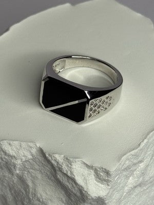 925 Sterling Silver Black Enamel & CZ Men's Ring Size 11