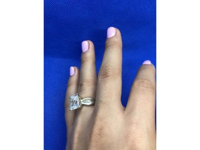 925 Sterling Silver White CZ Ring Size 6.5