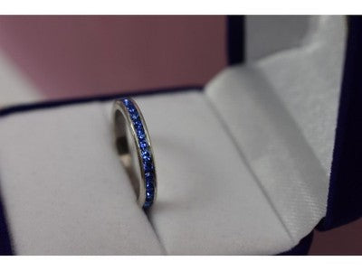 925 Sterling Silver Blue CZ Band Ring Size 6.5