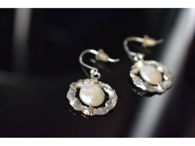 925 Sterling Silver Pearl "Shell" Earrings
