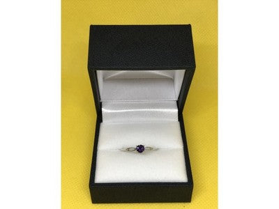 925 Sterling Silver Purple CZ Ring Size 8.5