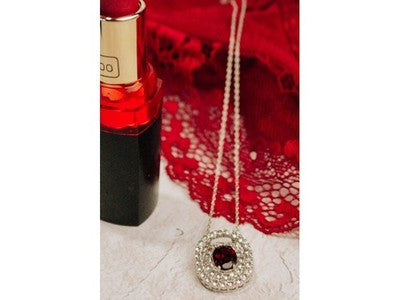 925 Sterling Silver Garnet & Goshenite Chain With Pendant