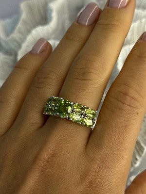 925 Sterling Silver Peridot Ring Size 8