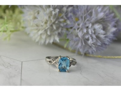 925 Sterling Silver Blue Topaz and Quartz Ring Size 7