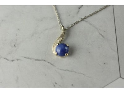 14K White Gold Sapphire Blue Star Chain With Pendant