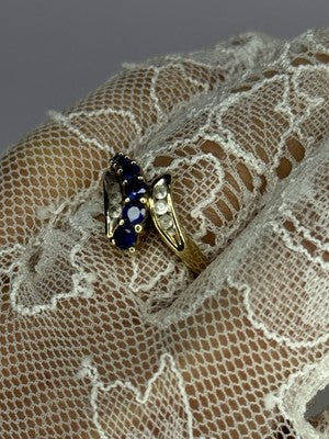 10K Yellow Gold Blue Topaz & White Topaz Ring Size 8