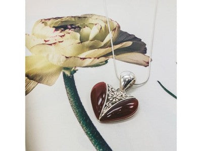925 Sterling Silver Agate "Heart" Chain With Pendant